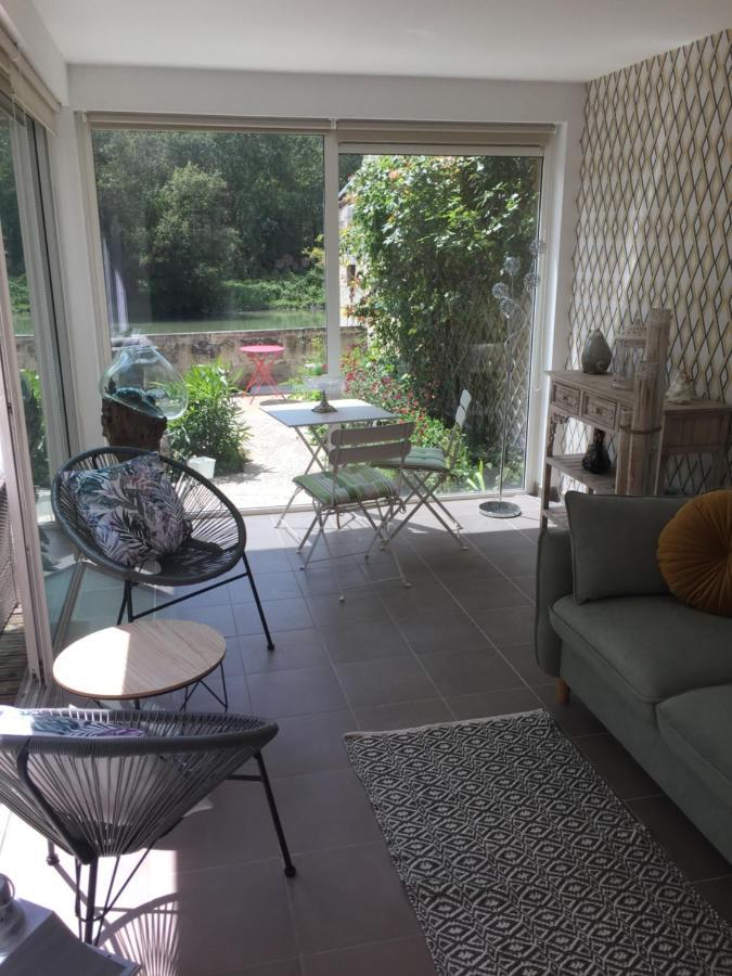 De Charme Et D'eau Bed & Breakfast Saint-Savinien